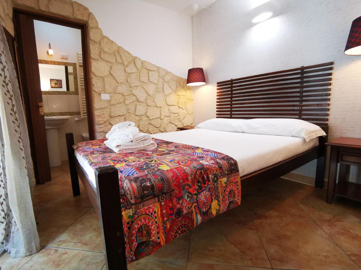 Del Centro Bed & Breakfast Enna Exterior photo